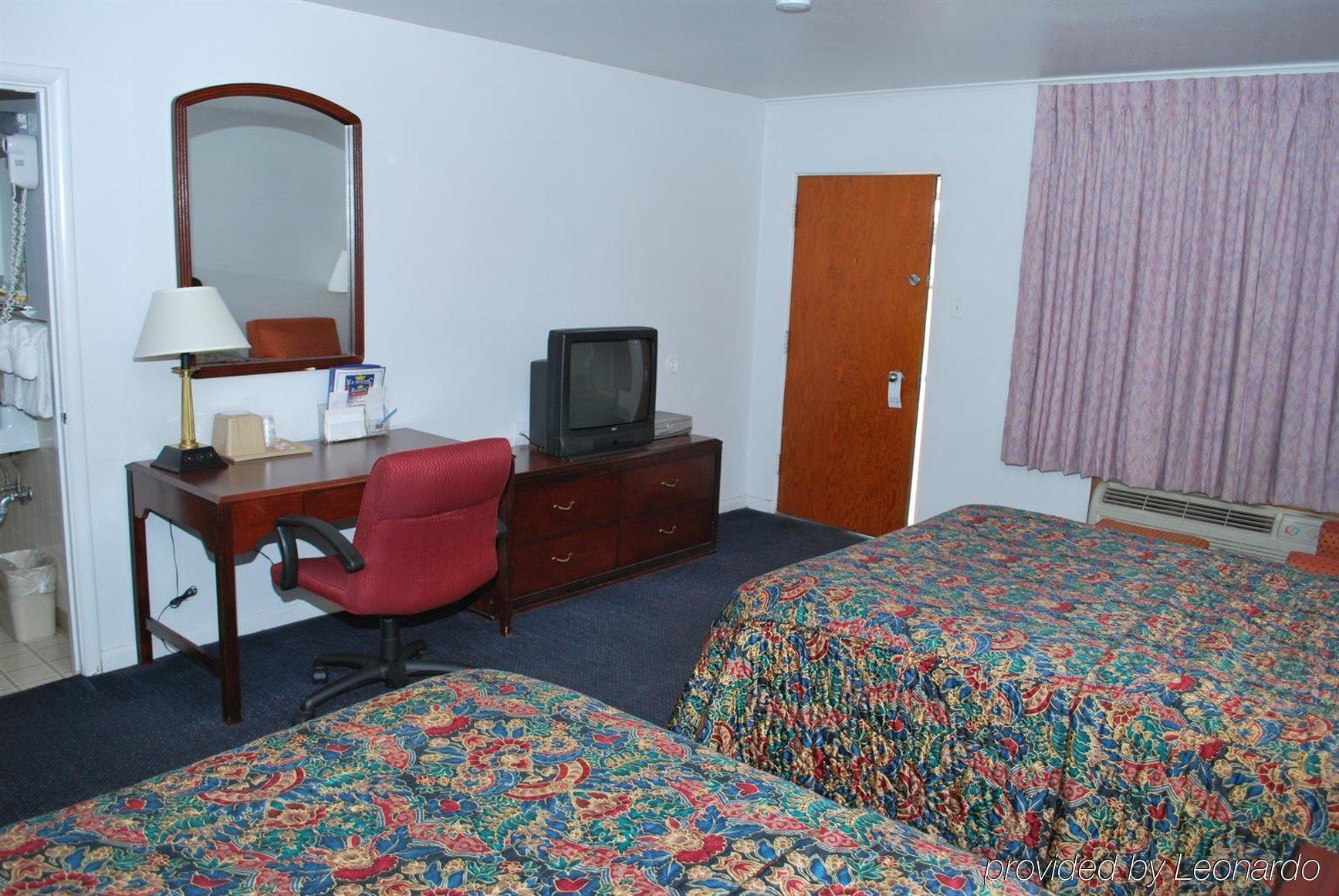 Majestic Inn & Suites Кламат Фолс Номер фото